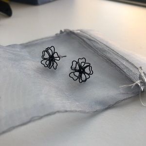 COPY - Black Flower wire earrings